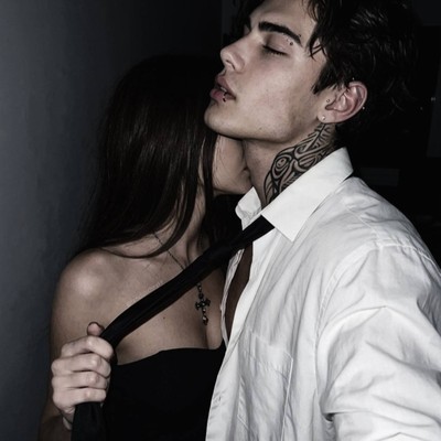 Ellie_Rivers